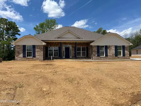7695 Mary Mccoy Dr, Horn Lake, MS 38637