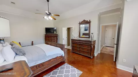 Bedroom - 2922 Grove Meadows Dr, Nesbit, MS 38651 photo 3 of 6