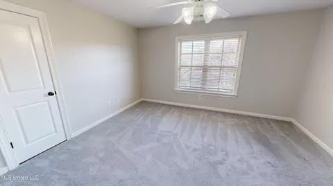 Bedroom - 2922 Grove Meadows Dr, Nesbit, MS 38651 photo 6 of 6