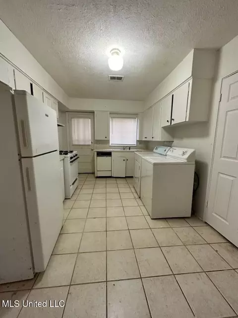 509 Lorenz Blvd, Jackson, MS 39216 photo 9