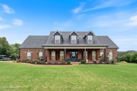 144 Oak Ridge Lakes Dr, Coldwater, MS 38618