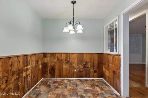 Dining - 6375 Arkabutla Rd, Coldwater, MS 38618 photo 1 of 1