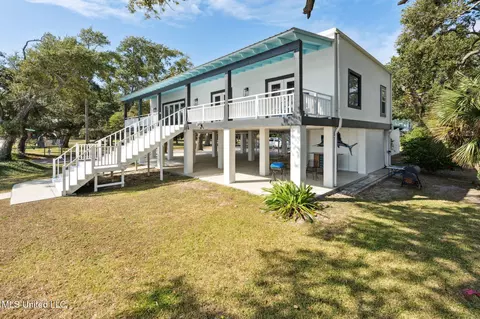 Exterior - 839 E Beach Blvd, Long Beach, MS 39560 photo 4 of 10