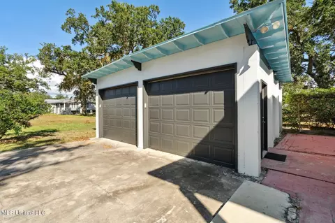 Other - 839 E Beach Blvd, Long Beach, MS 39560 photo 2 of 2