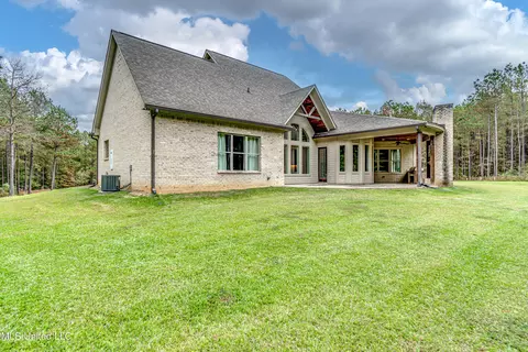 Exterior - 261 Millville Rd, Canton, MS 39046 photo 9 of 15