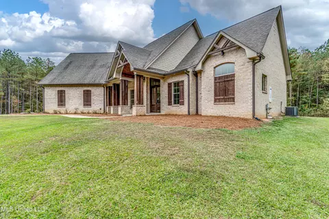 Exterior - 261 Millville Rd, Canton, MS 39046 photo 3 of 15