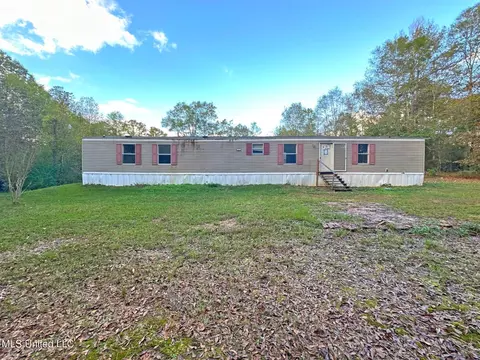 644 Gumsprings Rd, Braxton, MS 39044