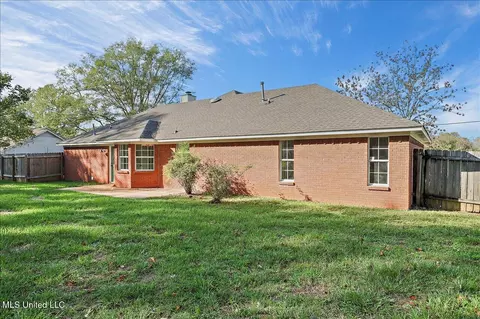 Exterior - 640 Byram Meadows Dr, Byram, MS 39272 photo 5 of 5