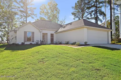 732 Tower Ridge Cv, Pearl, MS 39208