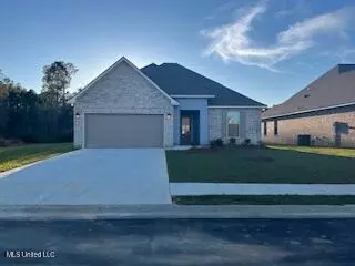 15327 High Point Dr, Gulfport, MS 39503