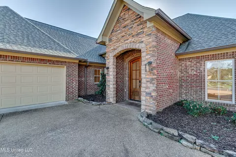 Exterior - 128 Amethyst Ln, Brandon, MS 39047 photo 3 of 13