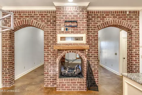 Entry Way - 128 Amethyst Ln, Brandon, MS 39047 photo 2 of 2