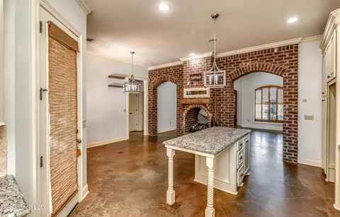 Kitchen - 128 Amethyst Ln, Brandon, MS 39047 photo 10 of 11