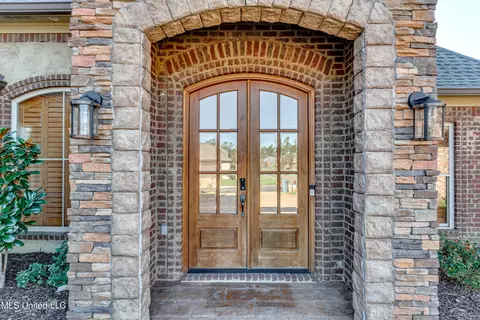 Entry Way - 128 Amethyst Ln, Brandon, MS 39047 photo 1 of 2