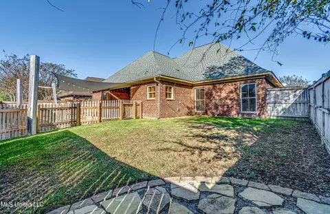Exterior - 128 Amethyst Ln, Brandon, MS 39047 photo 12 of 13