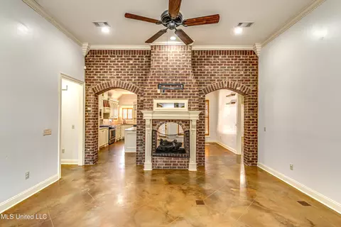 Living - 128 Amethyst Ln, Brandon, MS 39047 photo 3 of 3