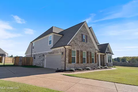 482 Vicksburg Cv, Hernando, MS 38632 photo 3