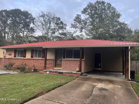 1544 Luter Ln, Jackson, MS 39209