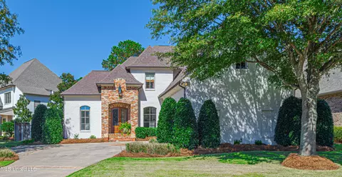 102 Vinca Dr, Madison, MS 39110