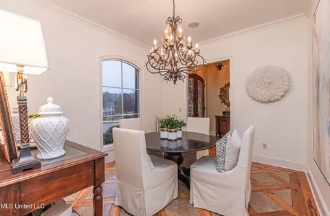 Dining - 102 Vinca Dr, Madison, MS 39110 photo 2 of 2
