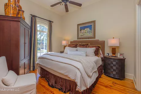 Bedroom - 102 Vinca Dr, Madison, MS 39110 photo 1 of 6