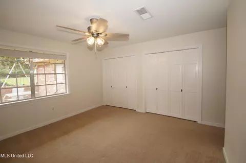 Bedroom - 5365 River Thames Rd, Jackson, MS 39211 photo 2 of 6