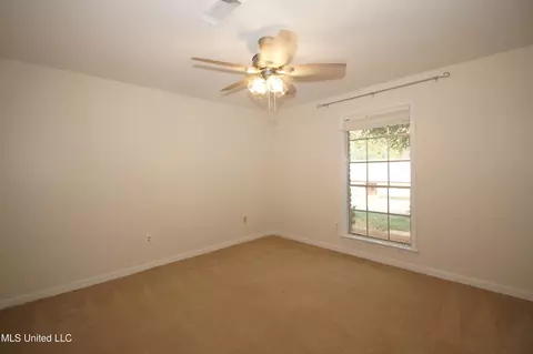 Bedroom - 5365 River Thames Rd, Jackson, MS 39211 photo 5 of 6