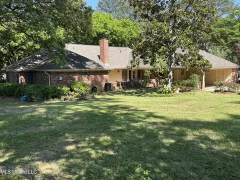 Exterior - 5365 River Thames Rd, Jackson, MS 39211 photo 12 of 14