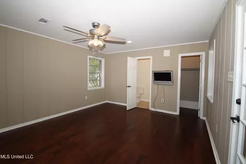 Bedroom - 5365 River Thames Rd, Jackson, MS 39211 photo 6 of 6