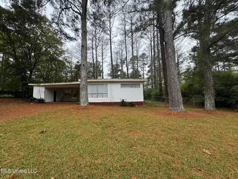 1455 Brinoy Dr, Jackson, MS 39204