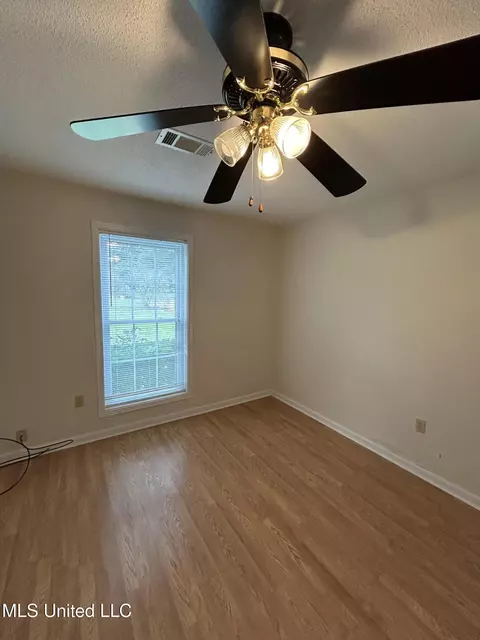 Bedroom - 1453 Memorial Dr, Boyle, MS 38730 photo 2 of 4