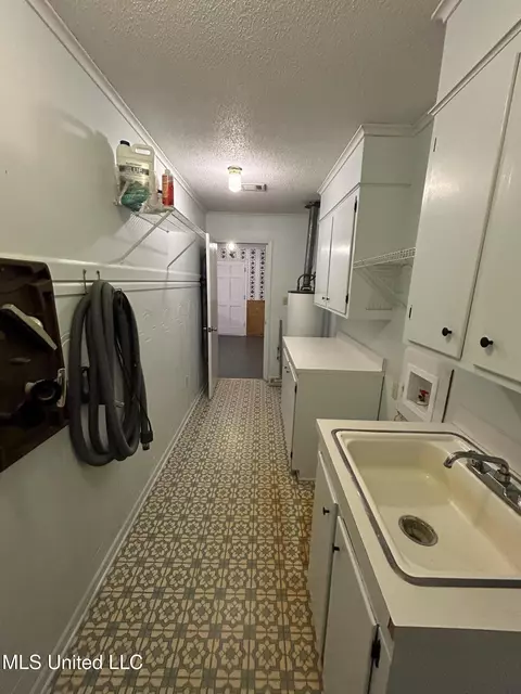 Other - 1453 Memorial Dr, Boyle, MS 38730 photo 5 of 13