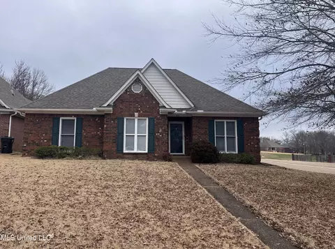 423 Fairway Oaks, Hernando, MS 38632