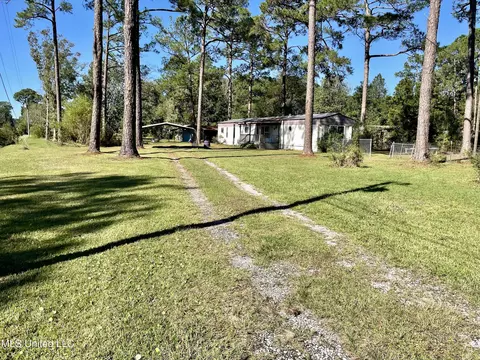 7463 Thompson Rd, Long Beach, MS 39560 photo 2