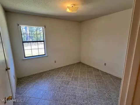 33 Watts Bennett Cir, Oak Vale, MS 39656 photo 10