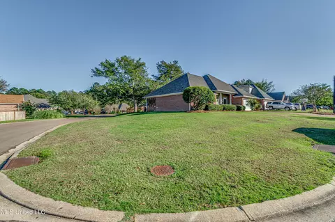 111 Pinehurst Dr, Brandon, MS 39047 photo 5