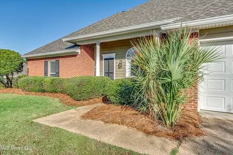 111 Pinehurst Dr, Brandon, MS 39047 photo 3