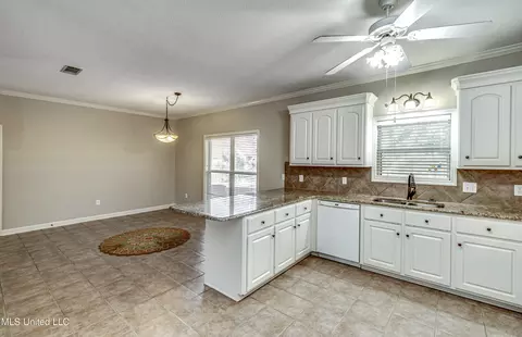111 Pinehurst Dr, Brandon, MS 39047 photo 16