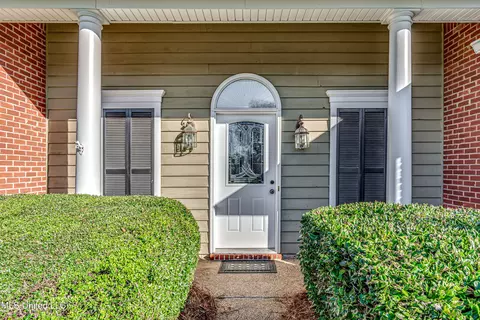 111 Pinehurst Dr, Brandon, MS 39047 photo 2
