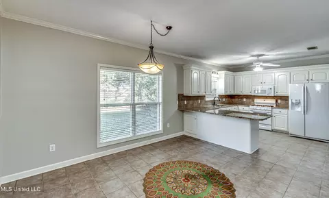 111 Pinehurst Dr, Brandon, MS 39047 photo 12