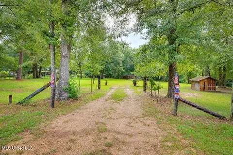 Exterior - 1160 Lucas Rd, Lucedale, MS 39452 photo 3 of 7