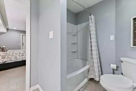Bath - 1160 Lucas Rd, Lucedale, MS 39452 photo 4 of 5