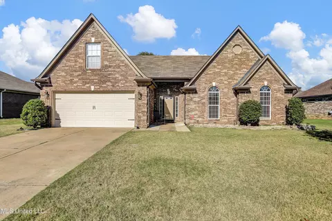 4262 Carroll Dr, Horn Lake, MS 38637