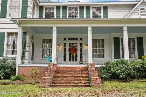 Exterior - 2310 Elm St, Hernando, MS 38632 photo 5 of 14