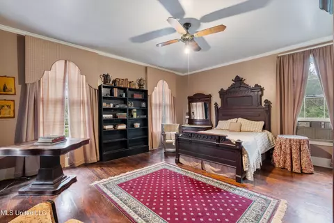 Bedroom - 2310 Elm St, Hernando, MS 38632 photo 5 of 7