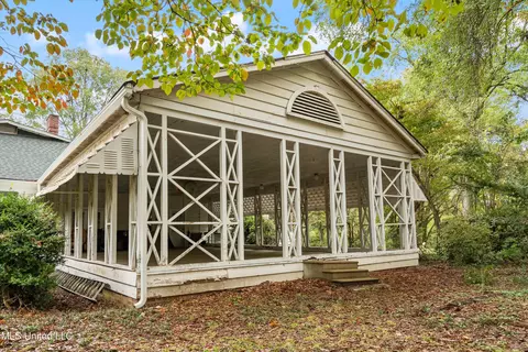 Exterior - 2310 Elm St, Hernando, MS 38632 photo 7 of 14