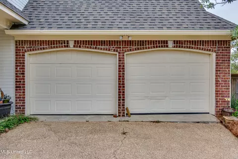 Other - 506 Windsor Dr, Brandon, MS 39047 photo 1 of 11