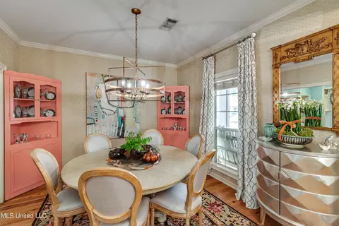 Dining - 506 Windsor Dr, Brandon, MS 39047 photo 2 of 2