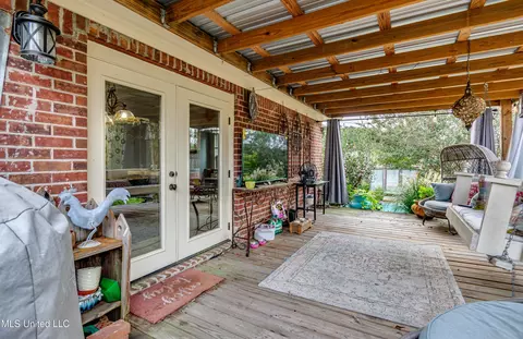 Exterior - 506 Windsor Dr, Brandon, MS 39047 photo 12 of 22