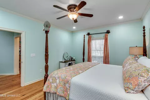 Bedroom - 506 Windsor Dr, Brandon, MS 39047 photo 2 of 11